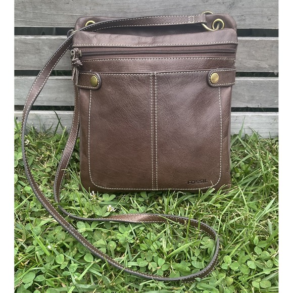 Fossil Handbags - Fossil Crossbody Bag‎ Womens Leather Adjustable Strap Zip Pocket Purse Classic